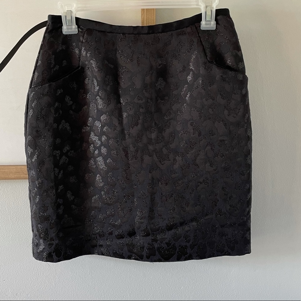 H&M Black Animal Print Shimmer Pencil Skir…